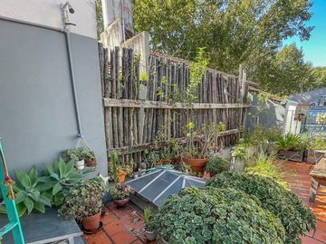 Casa en venta 2 dormitorios con terraza. Muy luminoso - San Isidro.