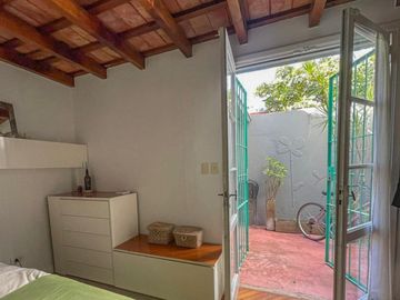 Casa en venta 2 dormitorios con terraza. Muy luminoso - San Isidro.