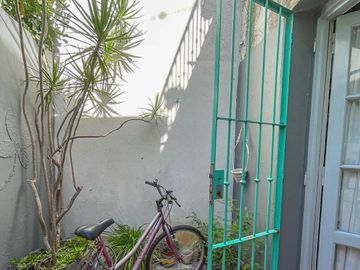Casa en venta 2 dormitorios con terraza. Muy luminoso - San Isidro.