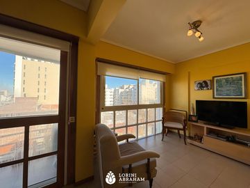 VENTA DEPARTAMENTO 4 AMBIENTES C/ COCHERA Y BAULERA ZONA PLAZA MITRE