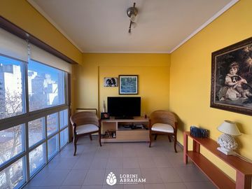 VENTA DEPARTAMENTO 4 AMBIENTES C/ COCHERA Y BAULERA ZONA PLAZA MITRE
