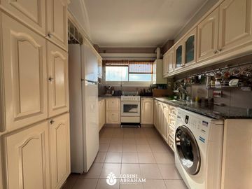 VENTA DEPARTAMENTO 4 AMBIENTES C/ COCHERA Y BAULERA ZONA PLAZA MITRE