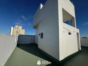 VENTA DEPARTAMENTO 4 AMBIENTES C/ COCHERA Y BAULERA ZONA PLAZA MITRE