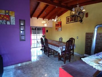 VENTA CASA 4 AMB Y TALLER APTO CREDITO