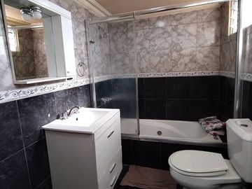 VENTA CASA 4 AMB Y TALLER APTO CREDITO