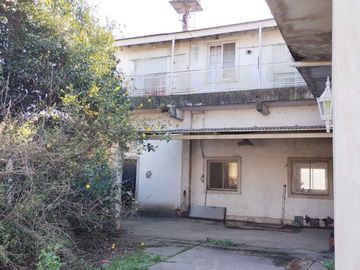 VENTA CASA 4 AMB Y TALLER APTO CREDITO