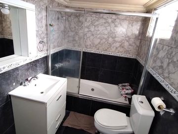 VENTA CASA 4 AMB Y TALLER APTO CREDITO