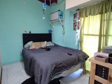 VENTA CASA 4 AMB Y TALLER APTO CREDITO