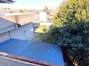 VENTA CASA 4 AMB Y TALLER APTO CREDITO