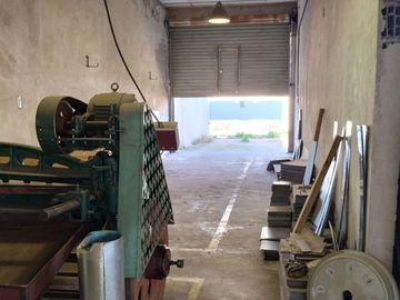 VENTA CASA 4 AMB Y TALLER APTO CREDITO