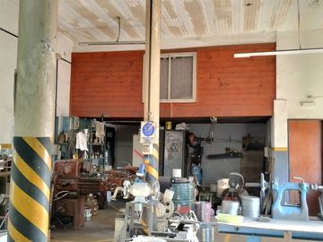 VENTA CASA 4 AMB Y TALLER APTO CREDITO