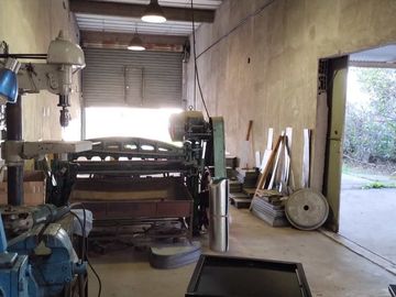 VENTA CASA 4 AMB Y TALLER APTO CREDITO