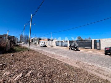 VENTA TERRENO EN ALTOS DE ALBERDI I PLOTT - NQN-