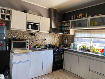CASA EN VENTA 3 AMBIENTES CARLOS SPEGAZINNI EZEIZA