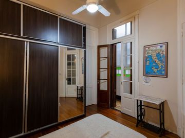 Venta depto 4 ambientes Balvanera RECICLADO BALCON