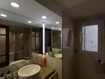 Venta depto 4 ambientes Balvanera RECICLADO BALCON