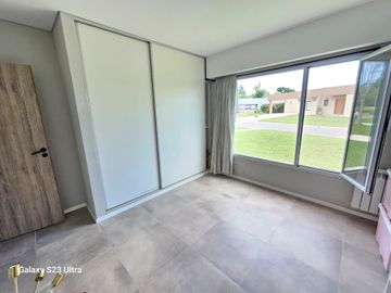 VENTA CASA DIVINA 6 AMB, PILETA, EN SAN MATÍAS