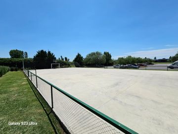 VENTA CASA DIVINA 6 AMB, PILETA, EN SAN MATÍAS