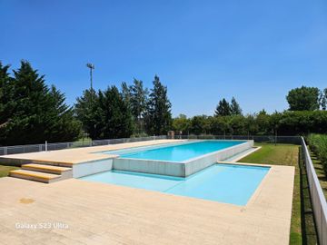 VENTA CASA DIVINA 6 AMB, PILETA, EN SAN MATÍAS
