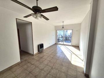 VENTA 3 AMB-BALCON/FRENTE-LANUSITA- APTO CREDITO!!