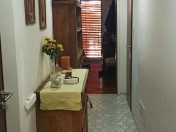 Casa en venta - 4 Dormitorios 3 Baños - Ramos Mejía