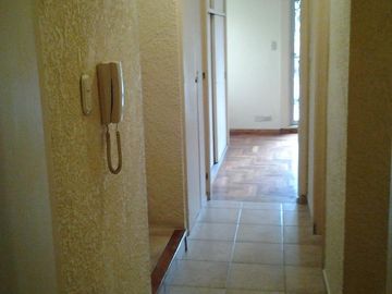 Casa Venta Ramos-Mejia 4 dorm. garage, Apto credito. Tomo depto CABA menor valor
