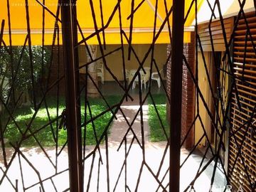 Casa Venta Ramos-Mejia 4 dorm. garage, Apto credito. Tomo depto CABA menor valor