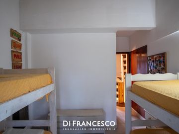 Venta - Departamento TRIPLEX 4 ambientes Pinamar Zona Golf