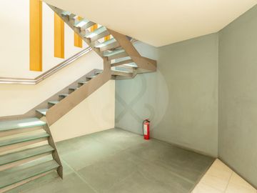 Oficina en venta en El Prado