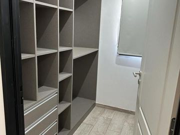 PROPIEDAD EN VENTA 4Amb -  EN BARRIO PRIVADO CRUZ DEL SUR