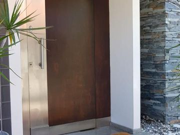 Casa en Ramos Mejía Sur VENTA 5 AMB. + Playroom