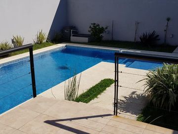 Casa en Ramos Mejía Sur VENTA 5 AMB. + Playroom