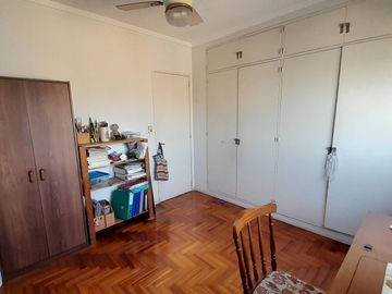 Vicente López - Luminoso departamento 3 amb - Piso alto con vista abierta panorámica!