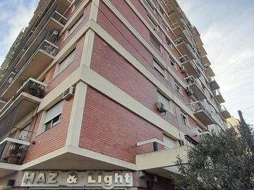 Vicente López - Luminoso departamento 3 amb - Piso alto con vista abierta panorámica!
