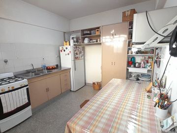 Vicente López - Luminoso departamento 3 amb - Piso alto con vista abierta panorámica!