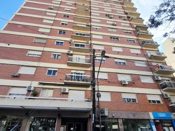 Vicente López - Luminoso departamento 3 amb - Piso alto con vista abierta panorámica!