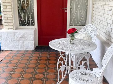 Casa sobre gran terreno con mucho potencial IDEAL INVERSOR MB