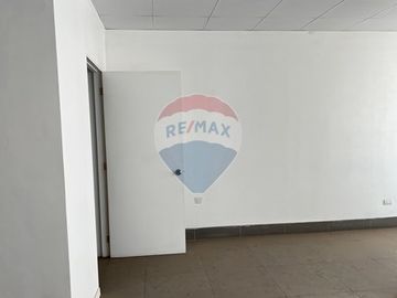 OFICINA EN ARRIENDO
