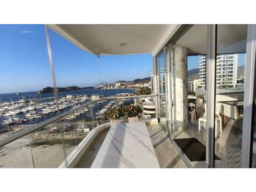 Apartamento de lujo con vista al MAR y la marina - 005 R