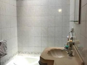 Venta PH 4 ambientes, 110M2. Lanús Centro.