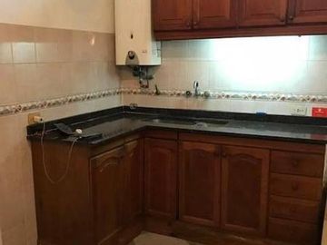 Venta PH 4 ambientes, 110M2. Lanús Centro.