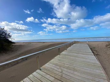 VENTA - DEPARTAMENTO 2 AMBIENTES MAR DE AJO -  A ESTRENAR FRENTE AL MAR- JANO III