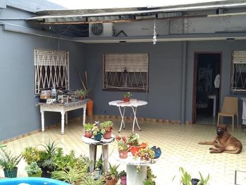 PH en venta - 3 dormitorios 1 baño - 148mts2 - Quilmes