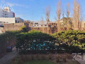 Departamento en  venta  San Isidro - 2 ambientes con cochera