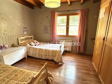 Casa en venta en el encantador Callejón de GINGIN, San Martín de los Andes, Patagonia Argentina.