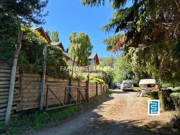 Casa en venta en el encantador Callejón de GINGIN, San Martín de los Andes, Patagonia Argentina.