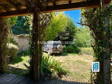 Casa en venta en el encantador Callejón de GINGIN, San Martín de los Andes, Patagonia Argentina.