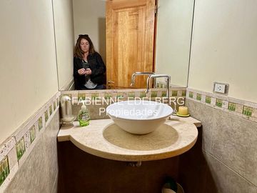 Casa en venta en el encantador Callejón de GINGIN, San Martín de los Andes, Patagonia Argentina.