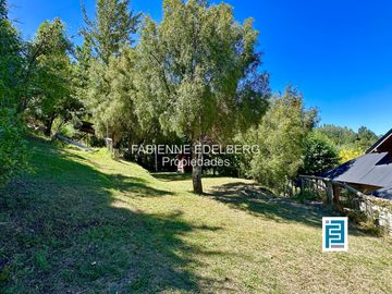 Casa en venta en el encantador Callejón de GINGIN, San Martín de los Andes, Patagonia Argentina.