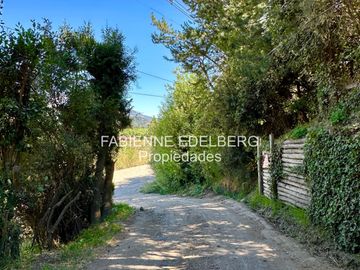 Casa en venta en el encantador Callejón de GINGIN, San Martín de los Andes, Patagonia Argentina.